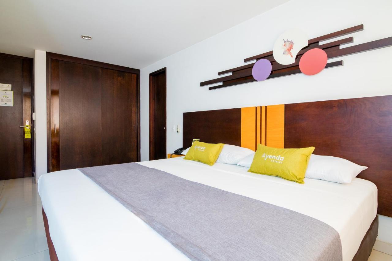 Aw Hotel Ariston Las Vegas De Granada Кали Екстериор снимка